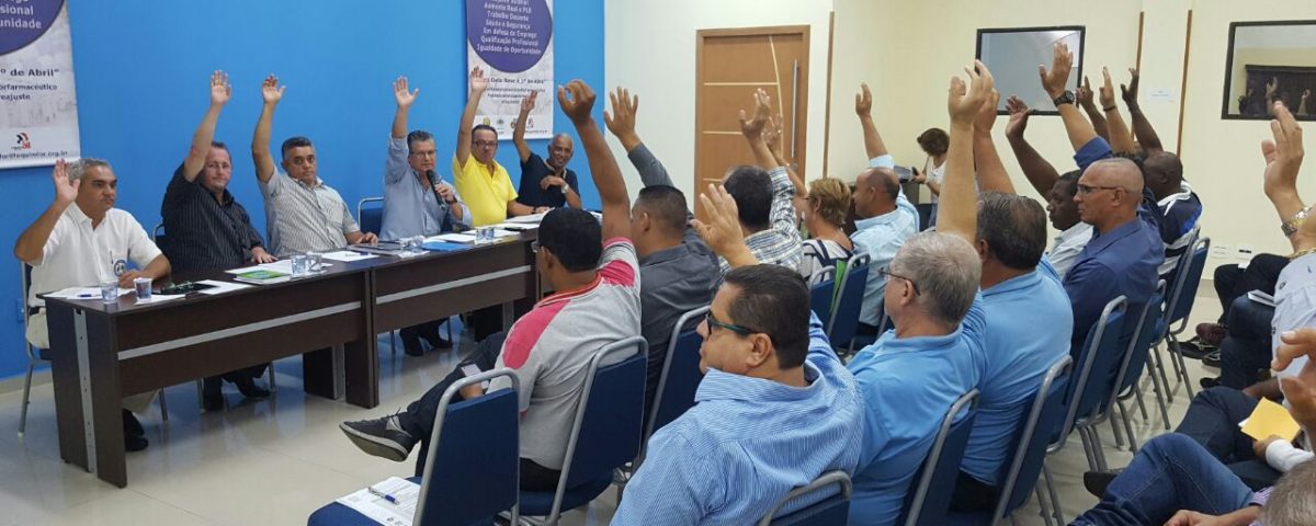 FEQUIMFAR-e-Sindicatos-filiados-aprovam-Pauta-de-Reivindicacoes-do-setor-industrial-farmaceutico-3